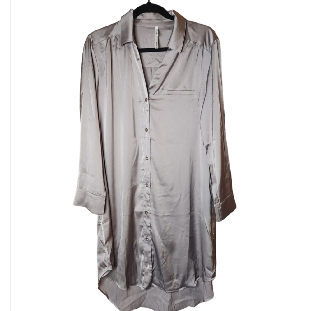 Soma Button Front Sleep Shirt Size Medium Nwot